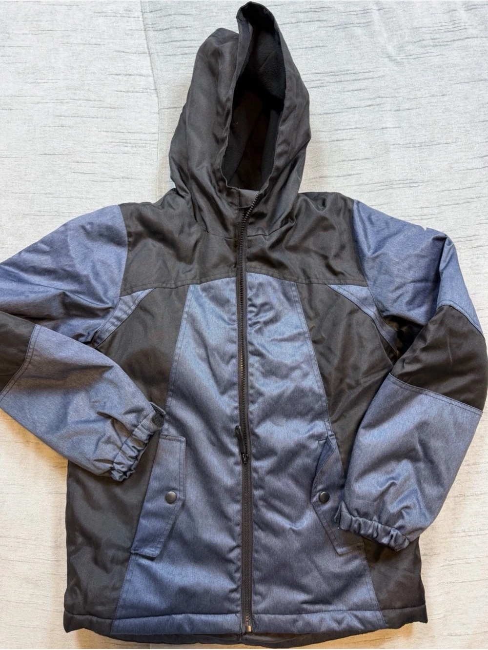 Athletech Boys Snowboarding Jacket - EUC - size Large (10/12)